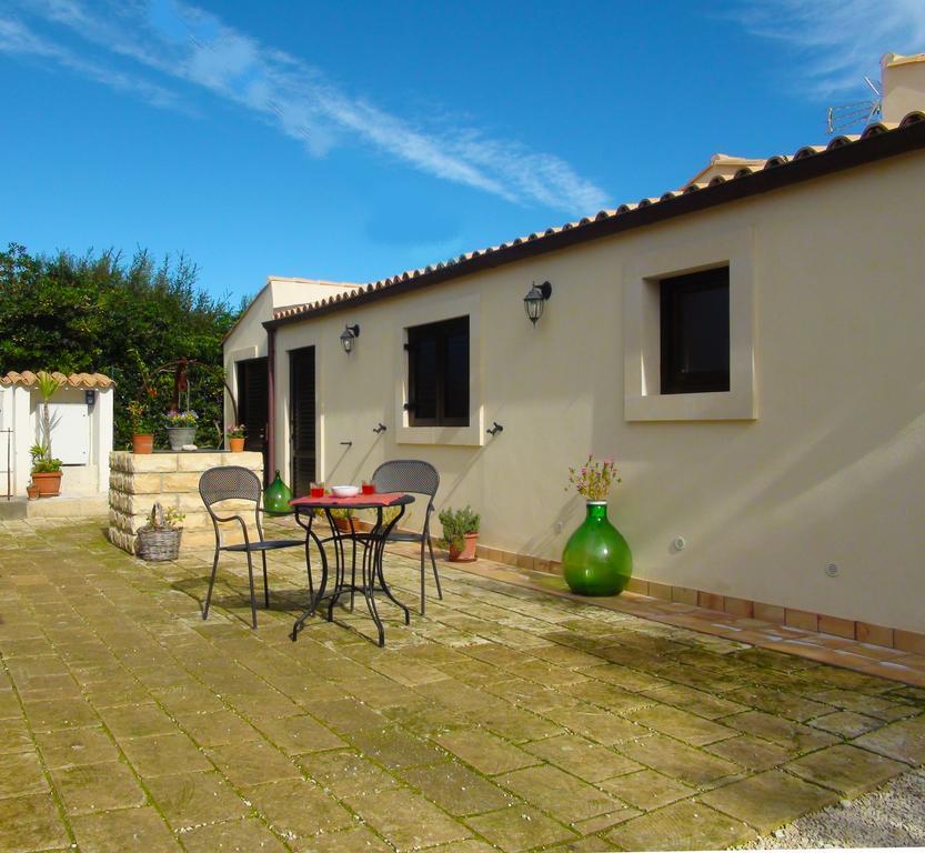 L'Antico Trappeto Holiday Home Noto Exterior photo